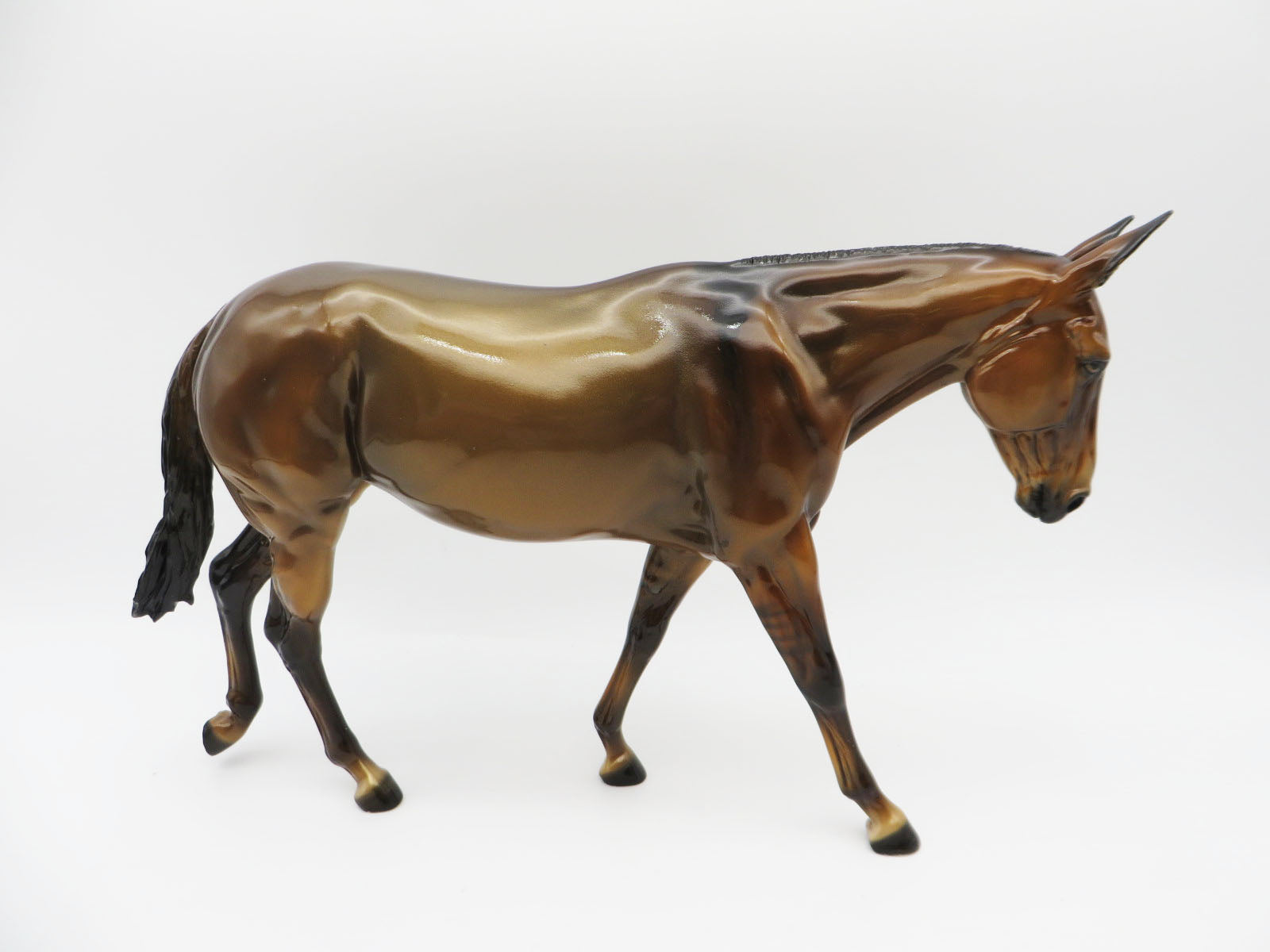 Pinecone Jewel - OOAK - Glossy Bay Mule - by Al Katt - CT22