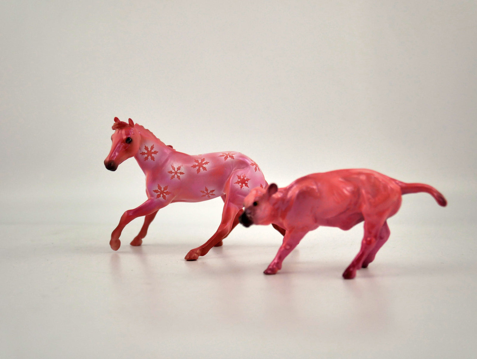 What is inside the Box> Pinky and Flakey Set 12/20