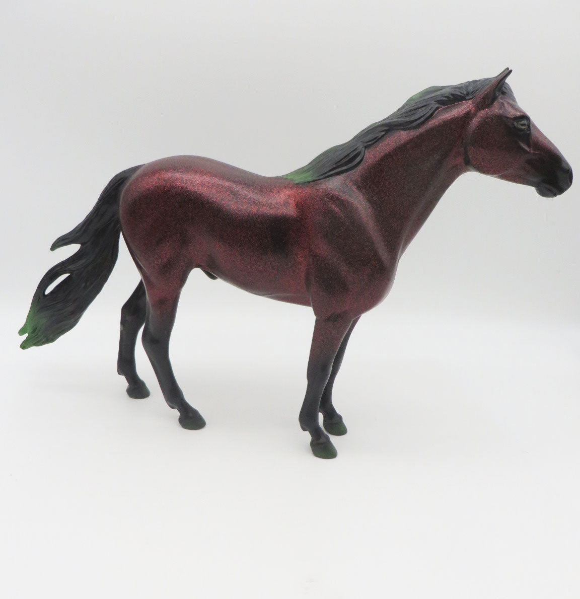 Poisoned Apple - LE 3 - Holographic Decorator Spanish Mustang - MM22
