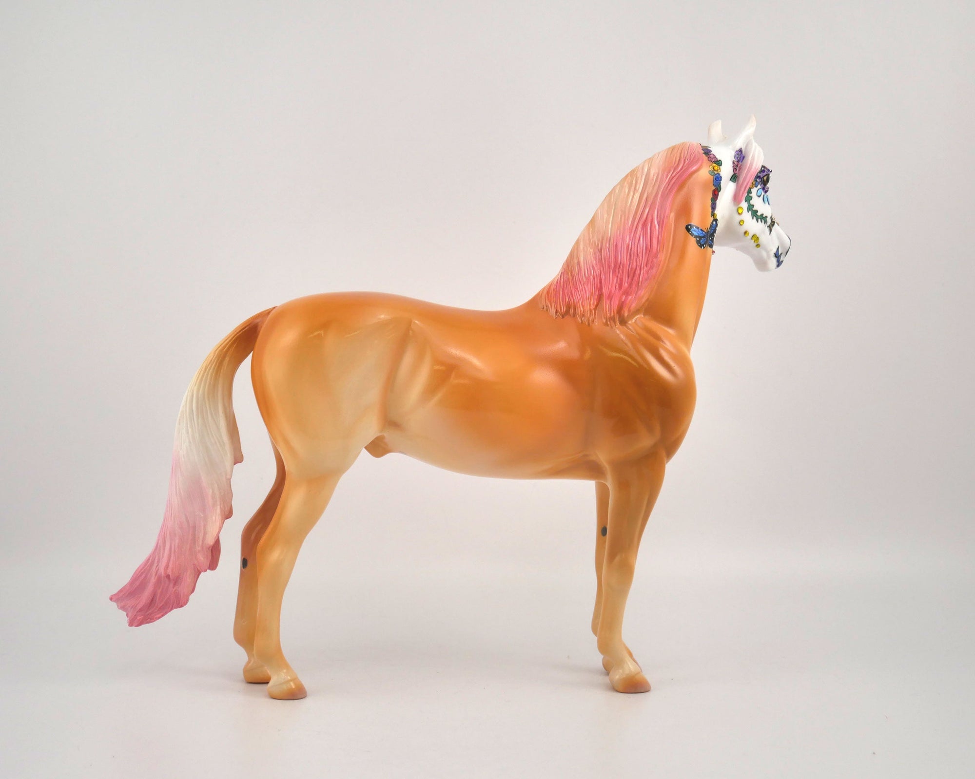 Roberto-Sugar Skull Morgan  By Jas Fanning MM 2020