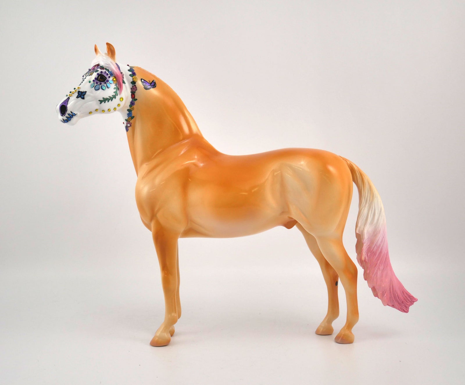 Roberto-Sugar Skull Morgan  By Jas Fanning MM 2020