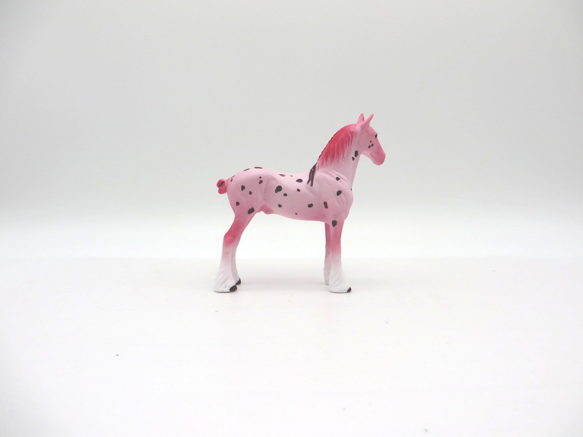 Raspberry Chip-OOAK Standing Draft Chip Painted By Ellen Robbins NICM-7/23/21