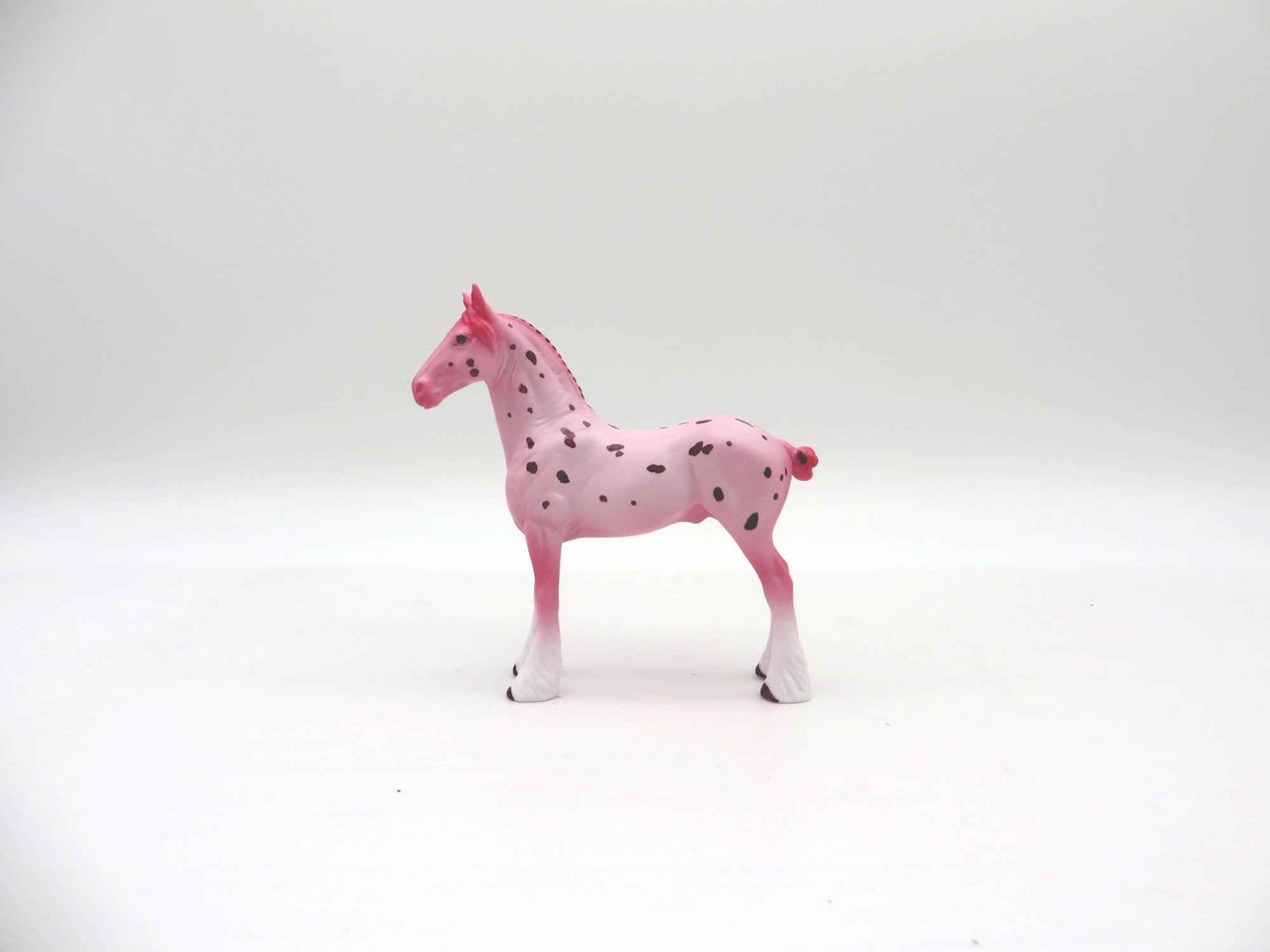 Raspberry Chip-OOAK Standing Draft Chip Painted By Ellen Robbins NICM-7/23/21