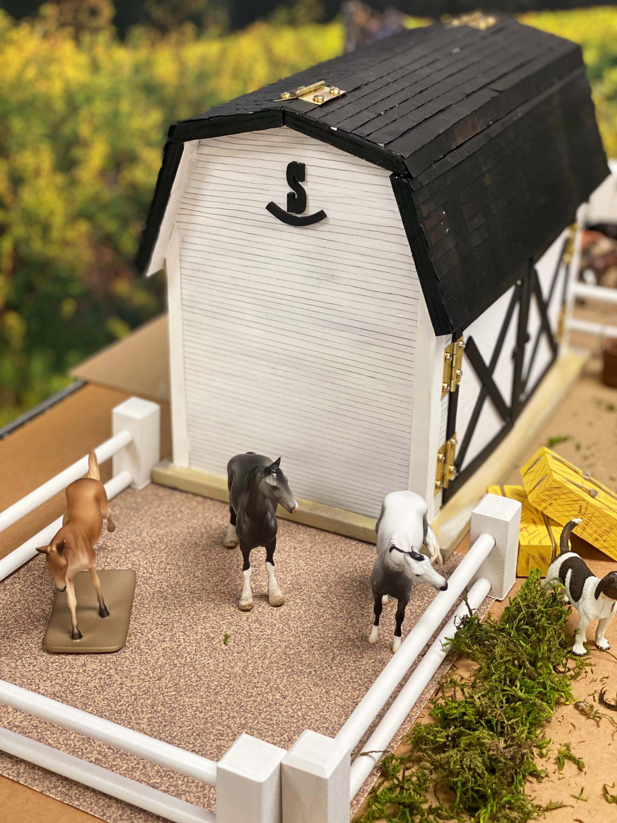 Rockin&#39; S Ranch - OOAK - Chip Barn Scene Set  SHCF23 Best Offer