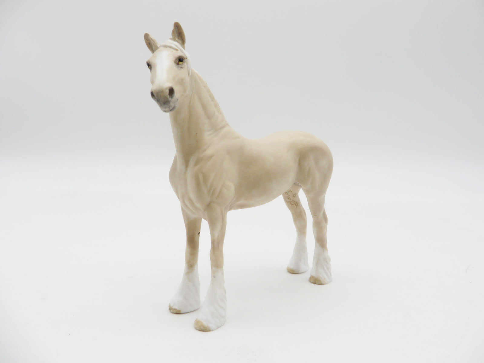 SANDDUNES - OOAK  Cream Draft Standing Drafter Chip LHS 22