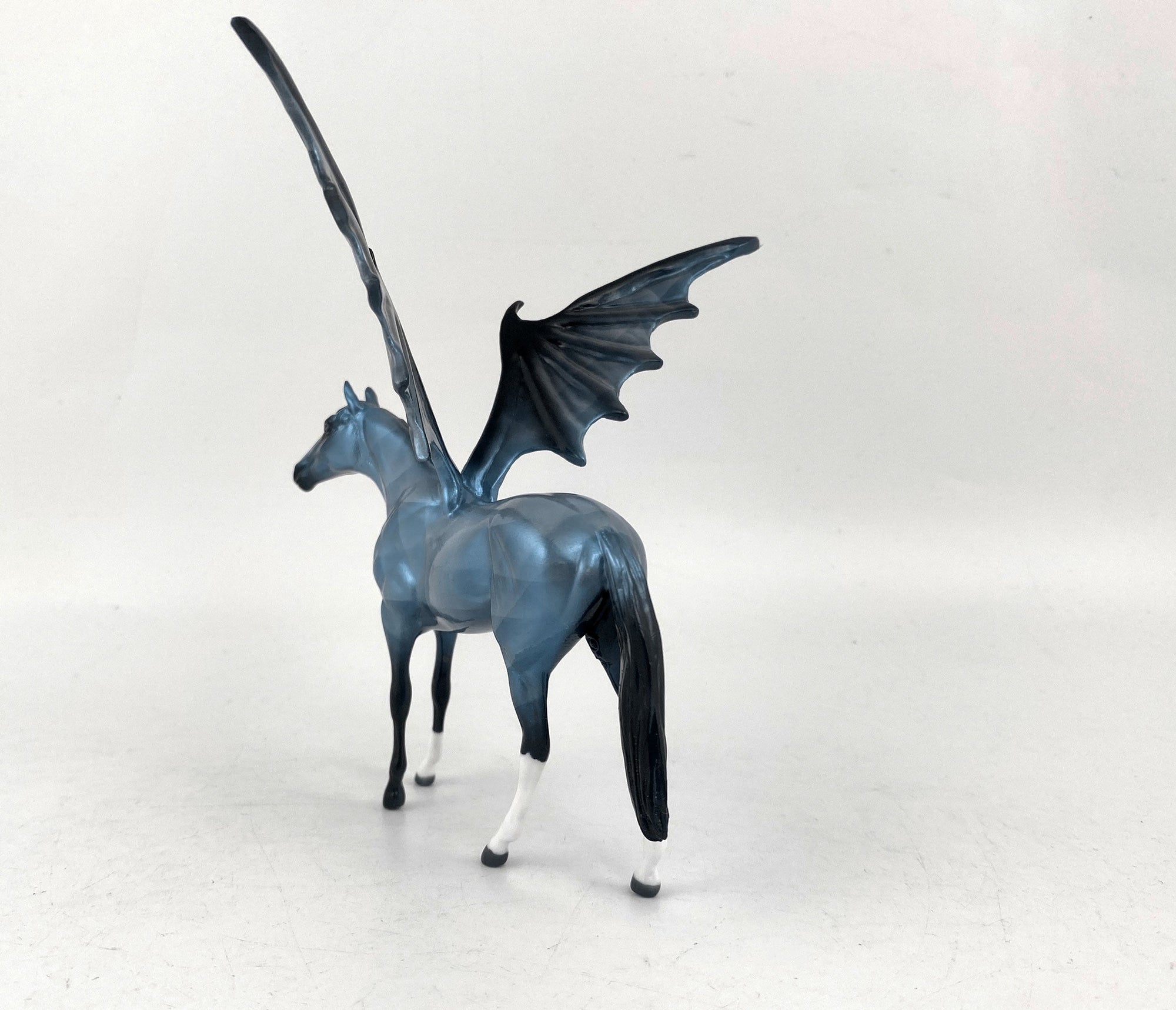 Stormor-OOAK Bat Chip Thoroughbred by Audrey Dixon MM 2020