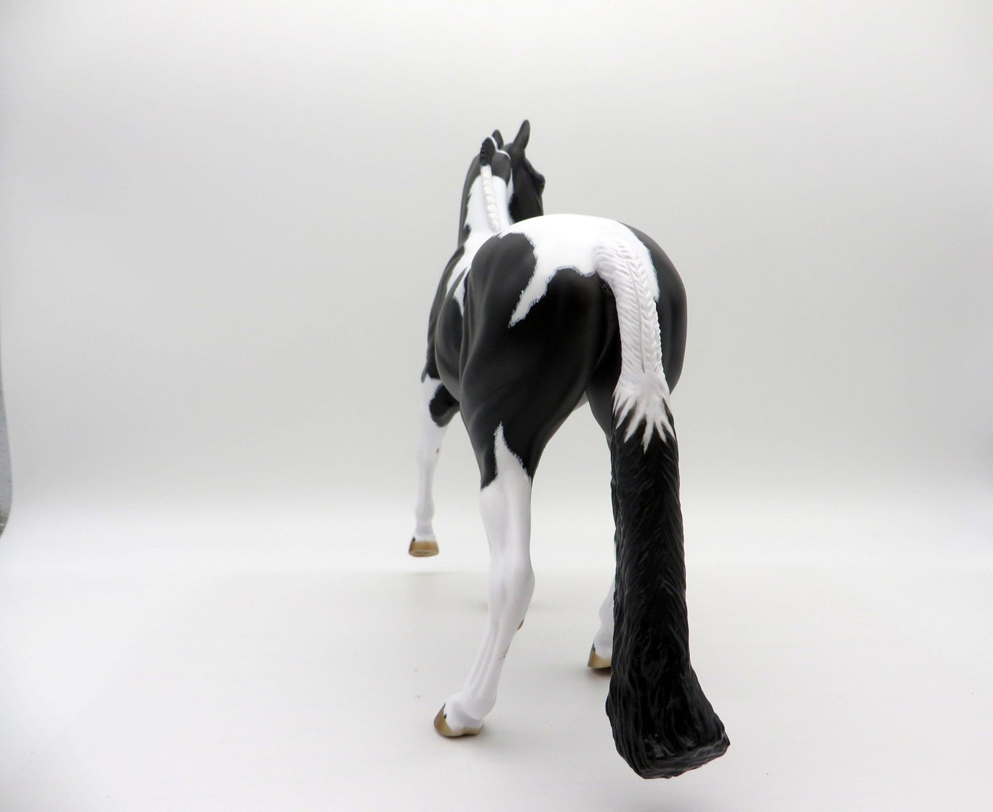 Secret Garden-LE-25 Mapped Black and White Pinto Arabian Mare painted by Julie Keim EQ 2021