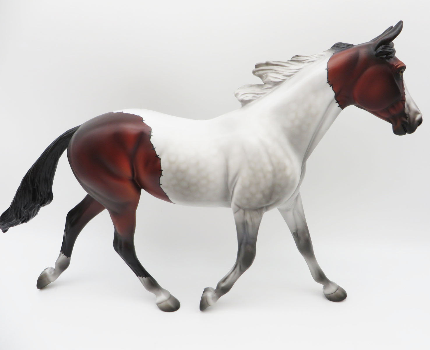 Sew Spooky - OOAK - Palouse Halloween Decorator - Painted by Jess Hamill - MM22