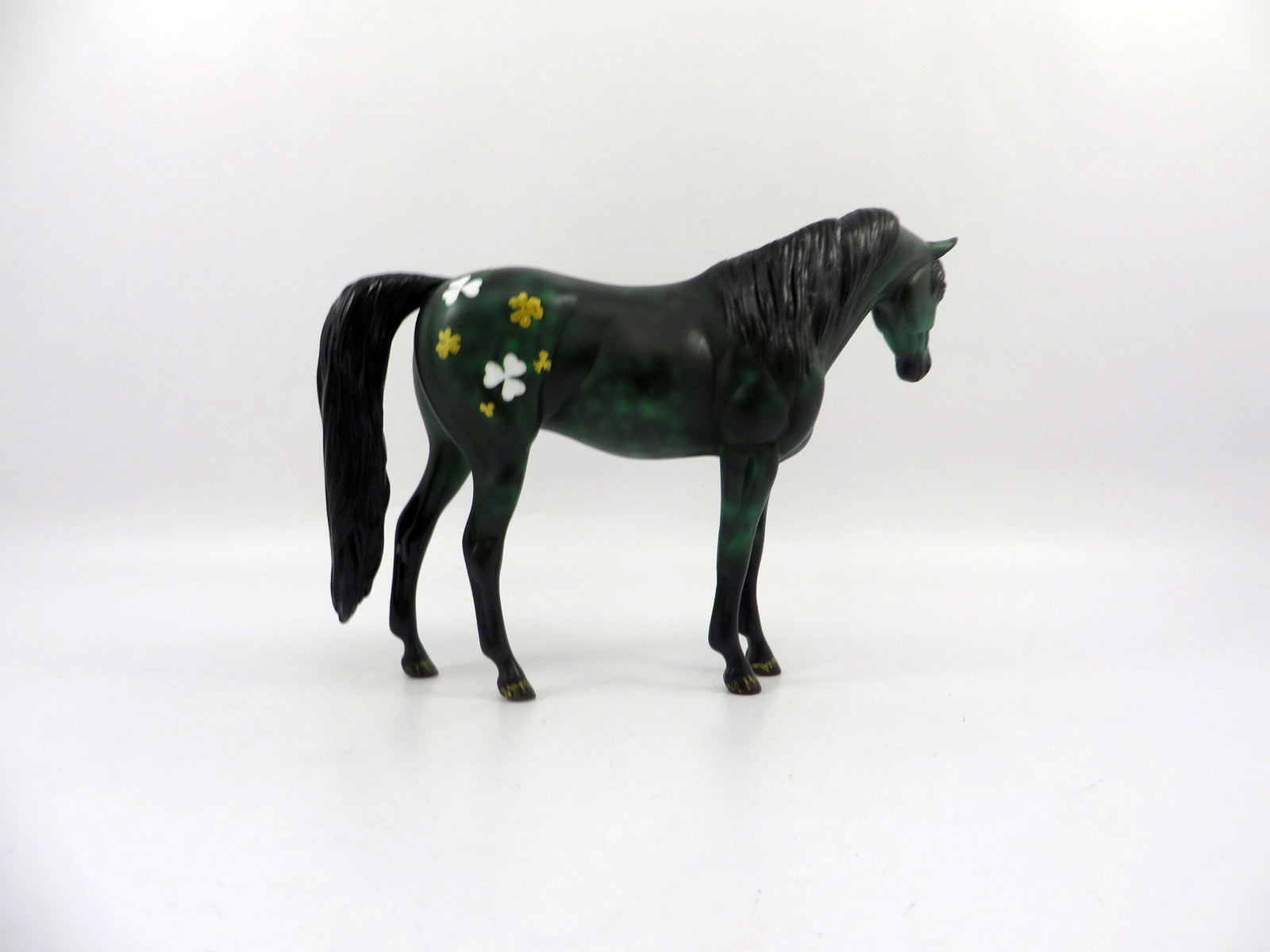 Shamrock Meadow-ooak St. Patricks Day decorator Pebbles Bingo 3/21