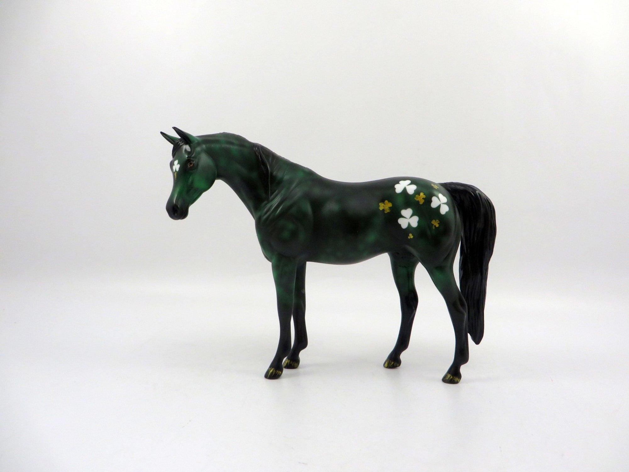 Shamrock Meadow-ooak St. Patricks Day decorator Pebbles Bingo 3/21