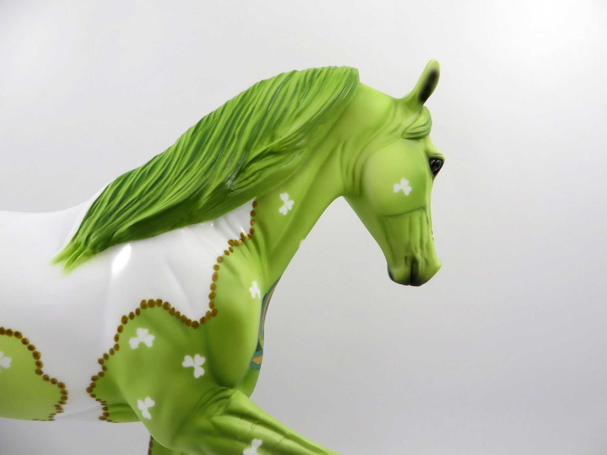 Shamrock-ooak TWH St. Patricks Day decorator Bingo 3/21