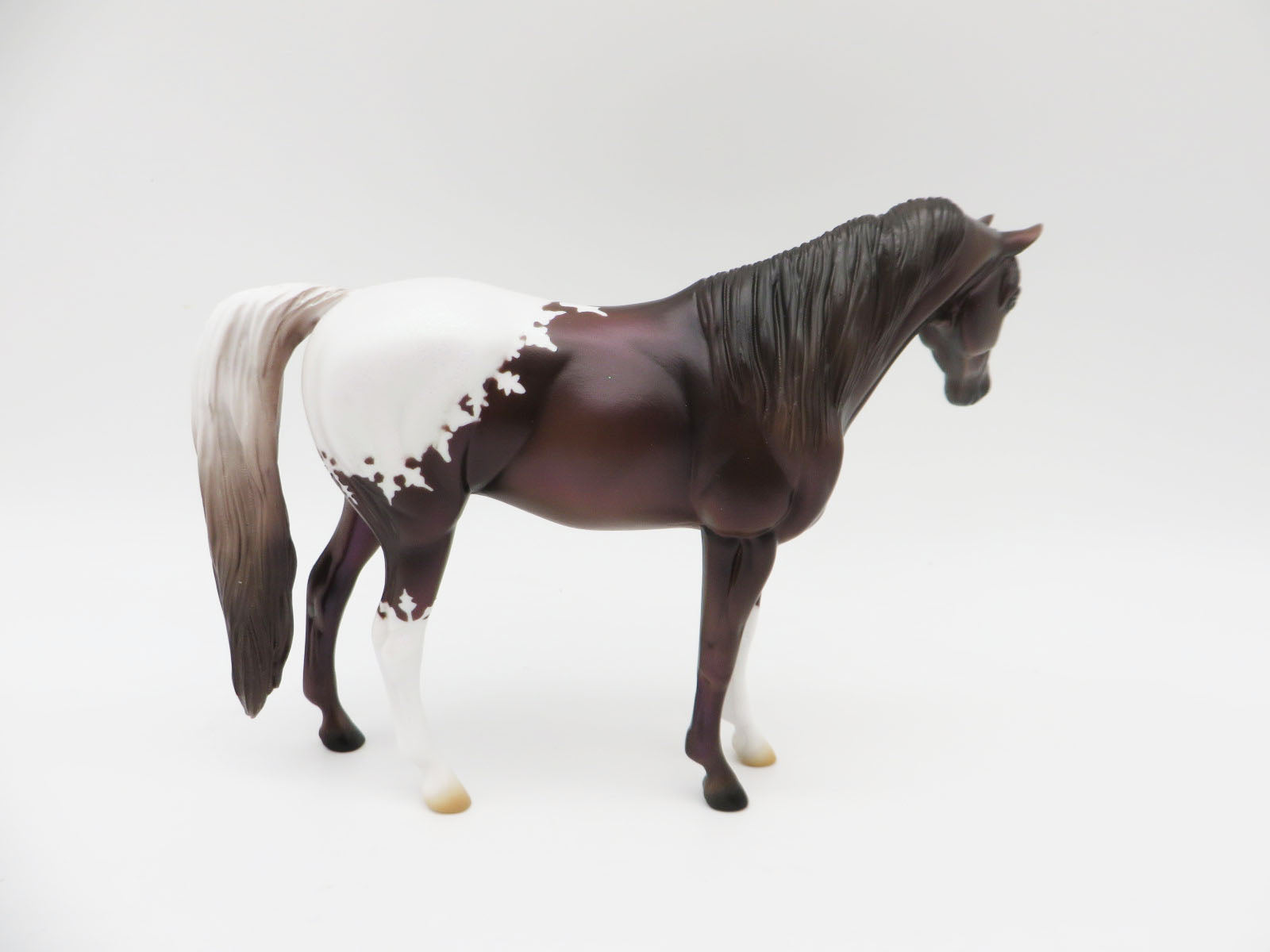 Snow Baby - OOAK Christmas Decorator Pebble Arabian By Ashley Palmer - Christmas Tails 2022 - CT22