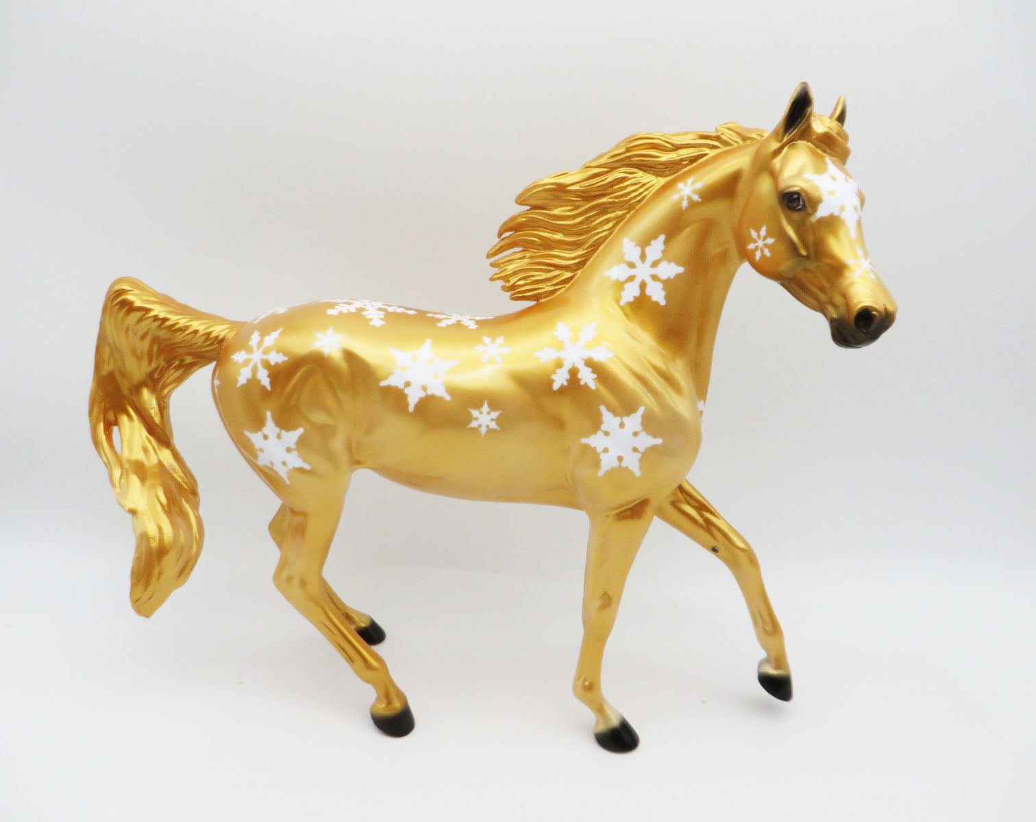 Snow Globe- OOAK - Decorator Arabian Mare By Dawn Quick- Christmas Tails 2022 - CT22