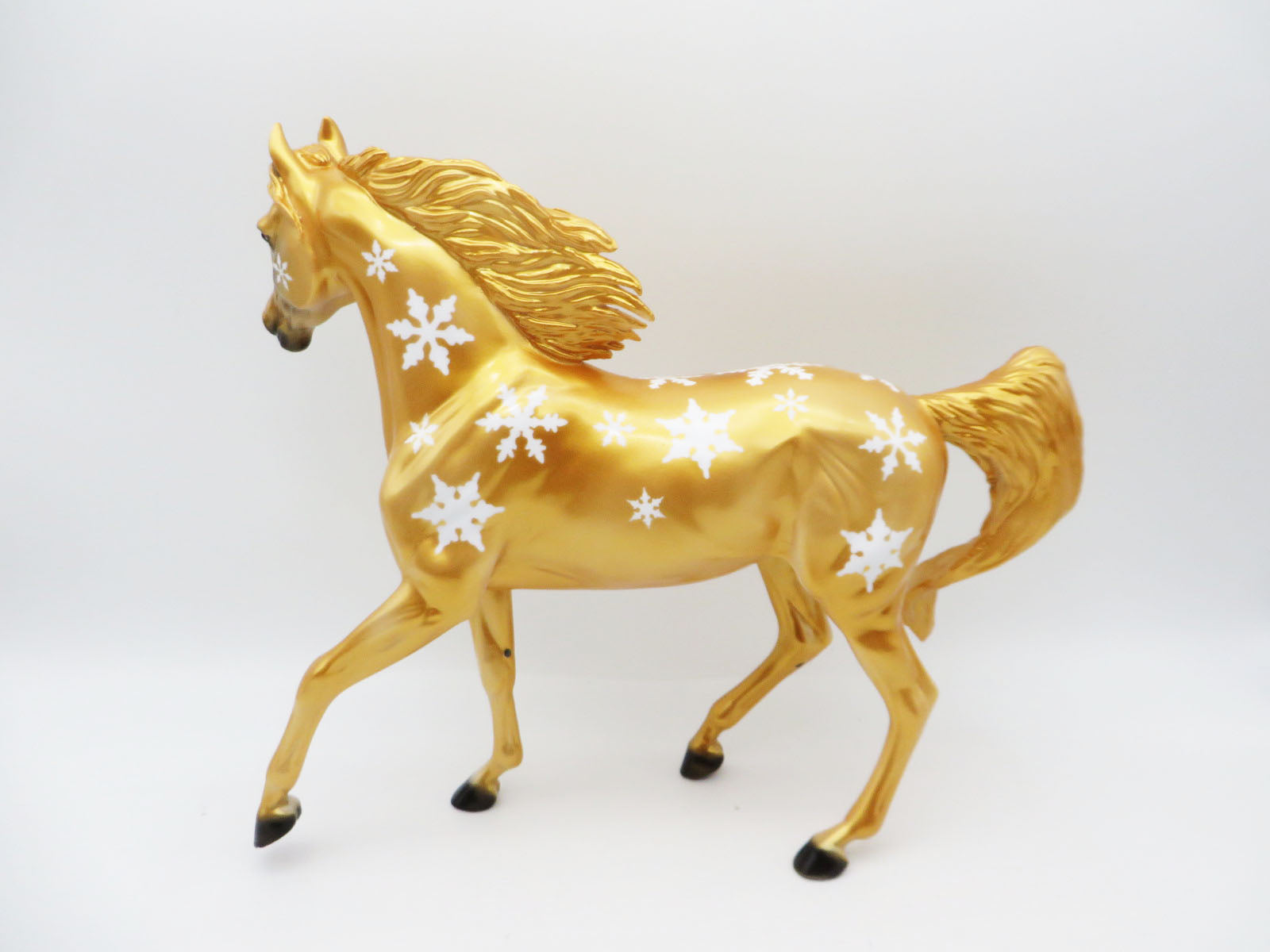 Snow Globe- OOAK - Decorator Arabian Mare By Dawn Quick- Christmas Tails 2022 - CT22