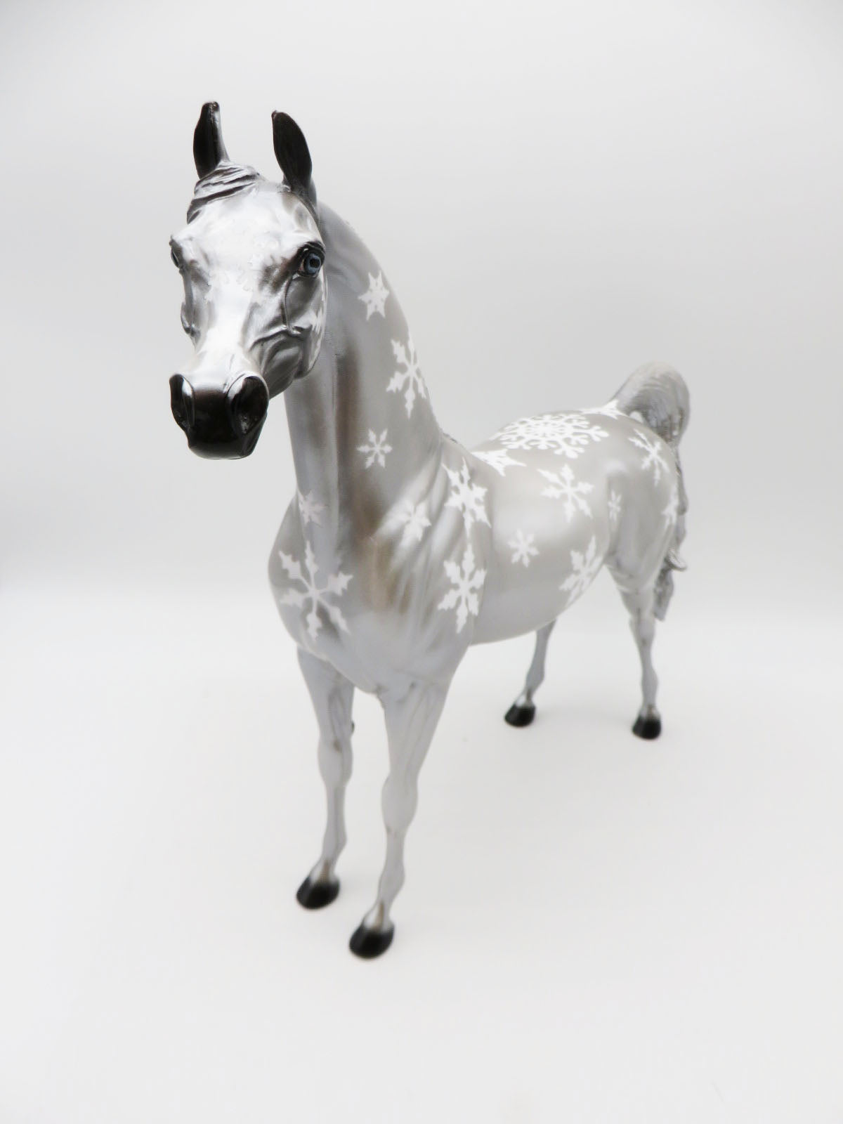 Snowflake Shake - OOAK - Decorator Arabian By Dawn Quick- Christmas Tails 2022 - CT22