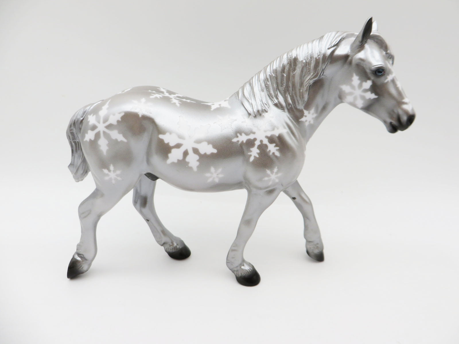 Snowflake Wishes - OOAK - Decorator Pebbles Pony by Dawn Quick - Christmas Tails 2022 - CT22