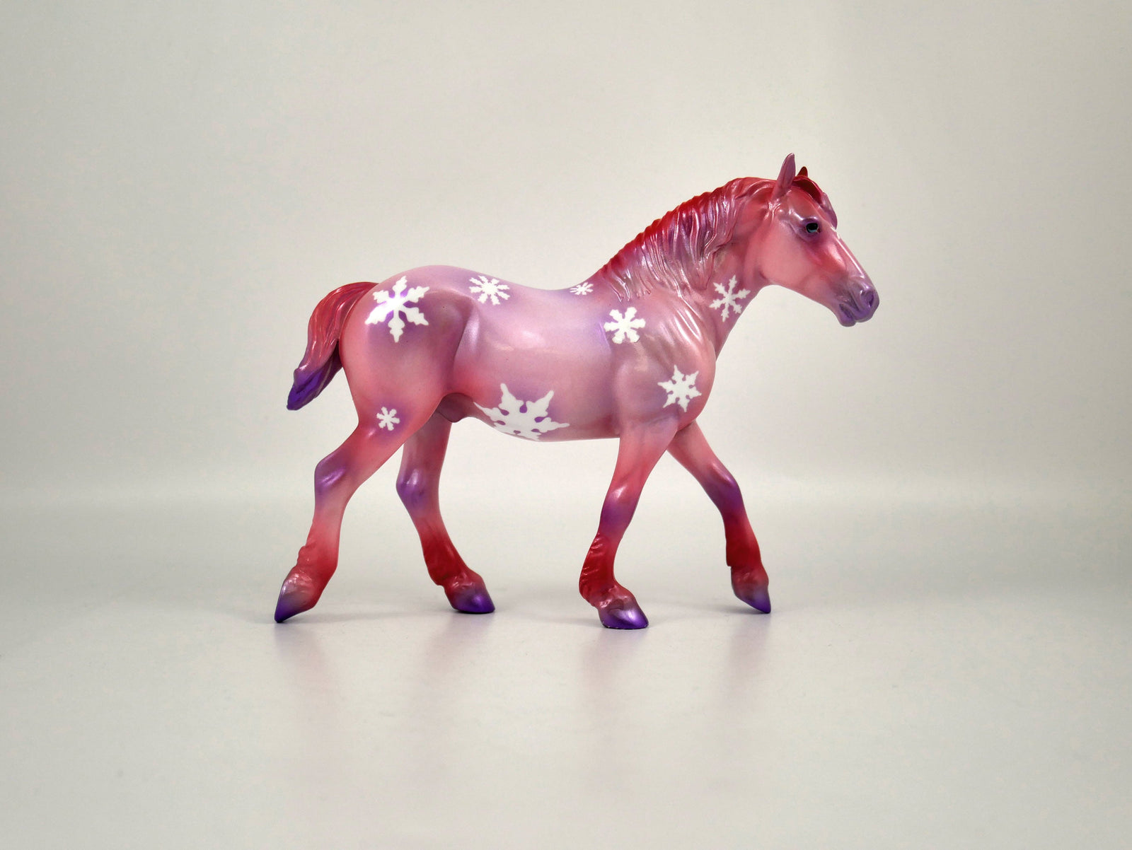 Snowflakes-OOAK Snowflake Trotting Draft Pebbles 12/16/20