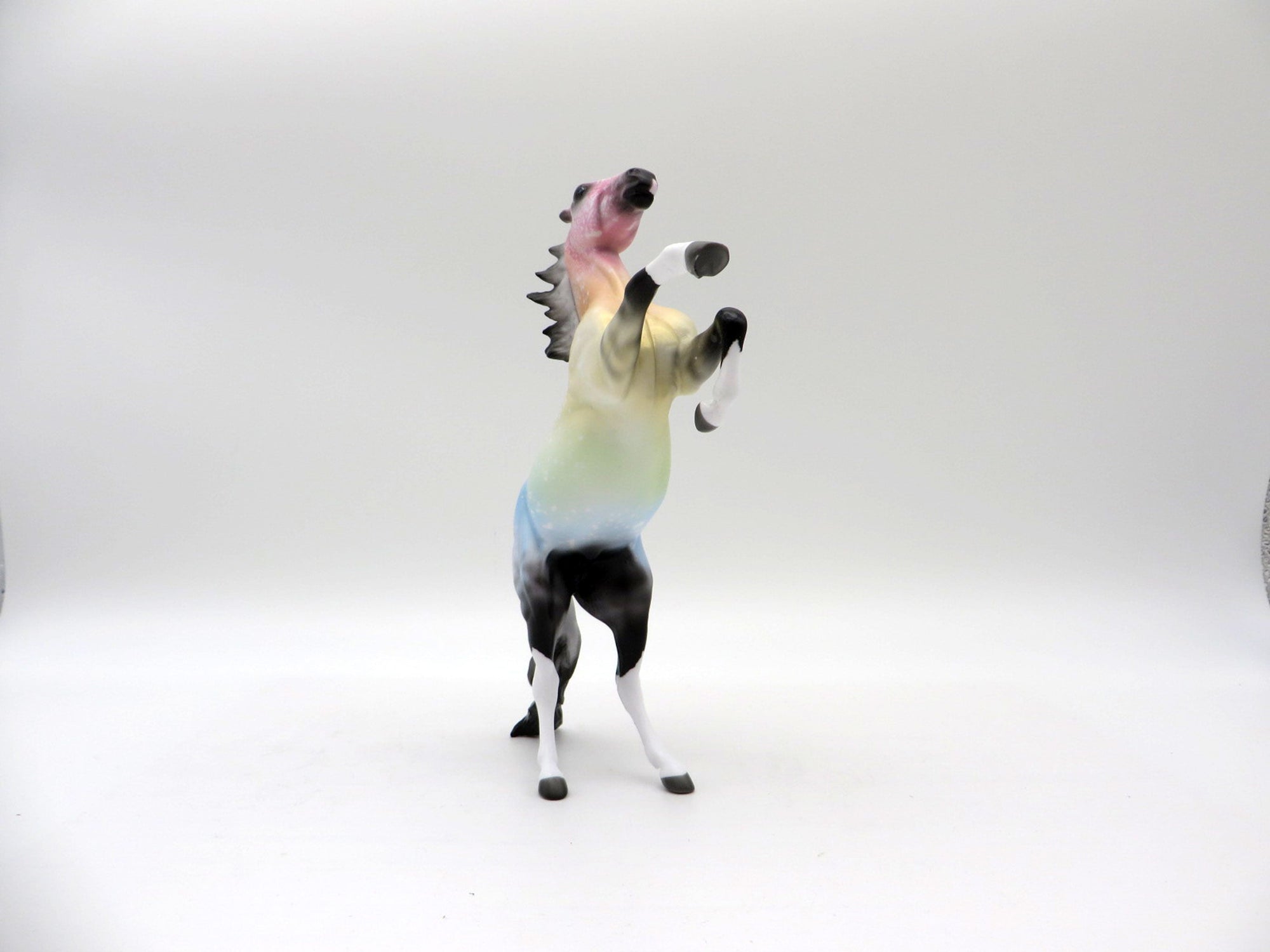 Sorbet-OOAK Deco Rearing Pebbles Painted Ellen Robbins   5/28/21