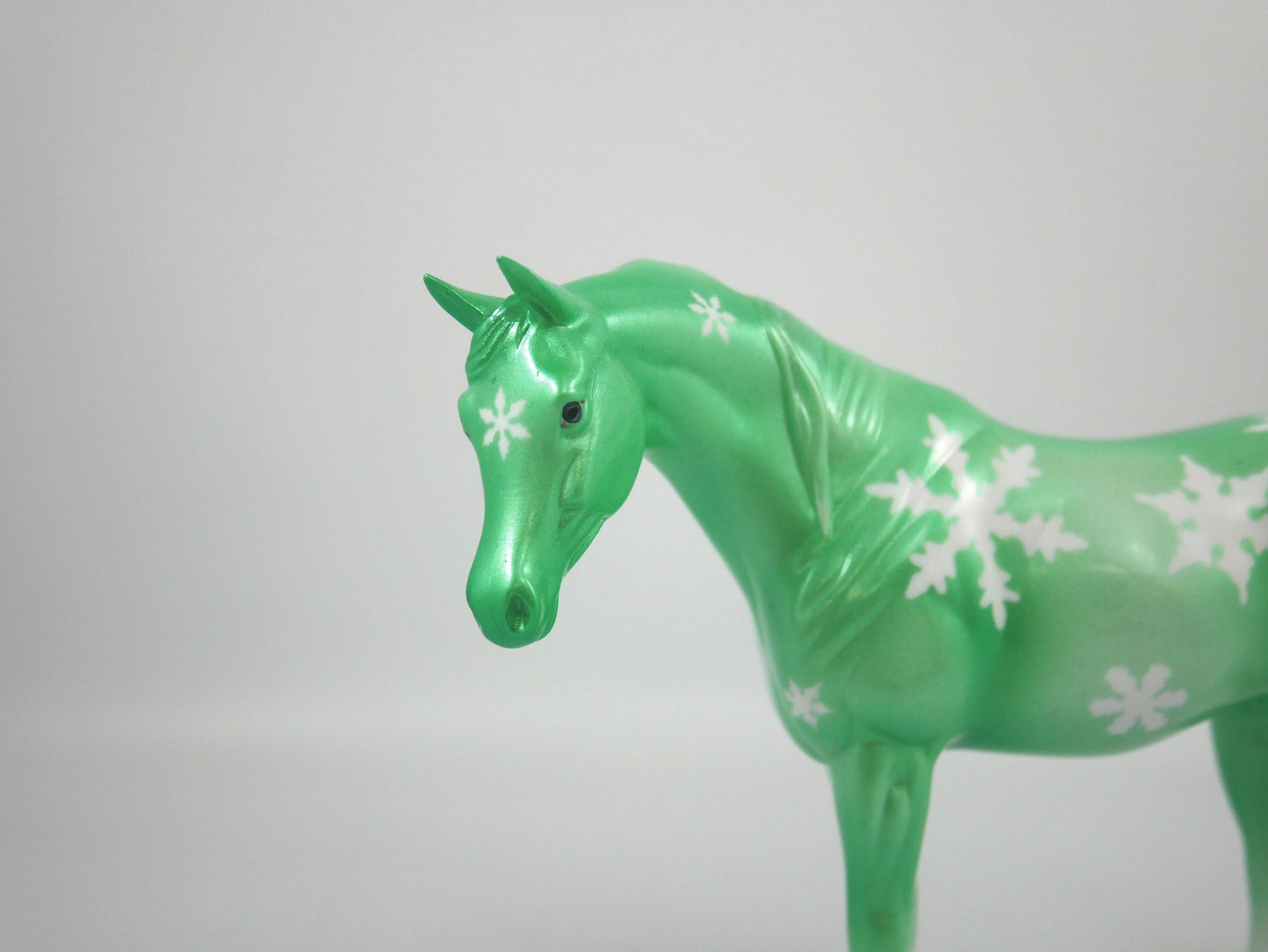 SPEARMINT FROST-OOAK SNOWFLAKE DECORATOR  PEBBLES ARABIAN BY ELLEN ROBBINS 12/22/20