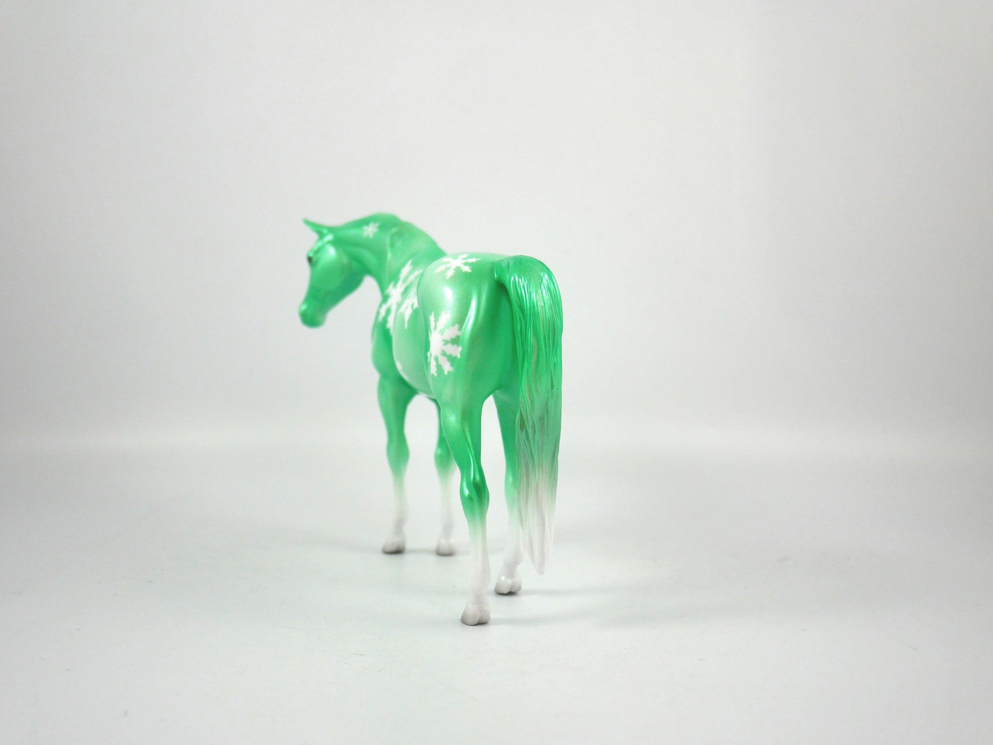 SPEARMINT FROST-OOAK SNOWFLAKE DECORATOR  PEBBLES ARABIAN BY ELLEN ROBBINS 12/22/20