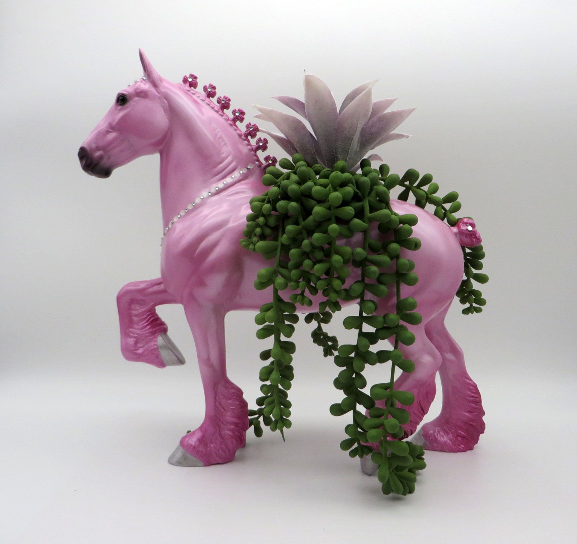 String Of Pearls-OOAK Deco Trotting Drafter Planter SHCF 21