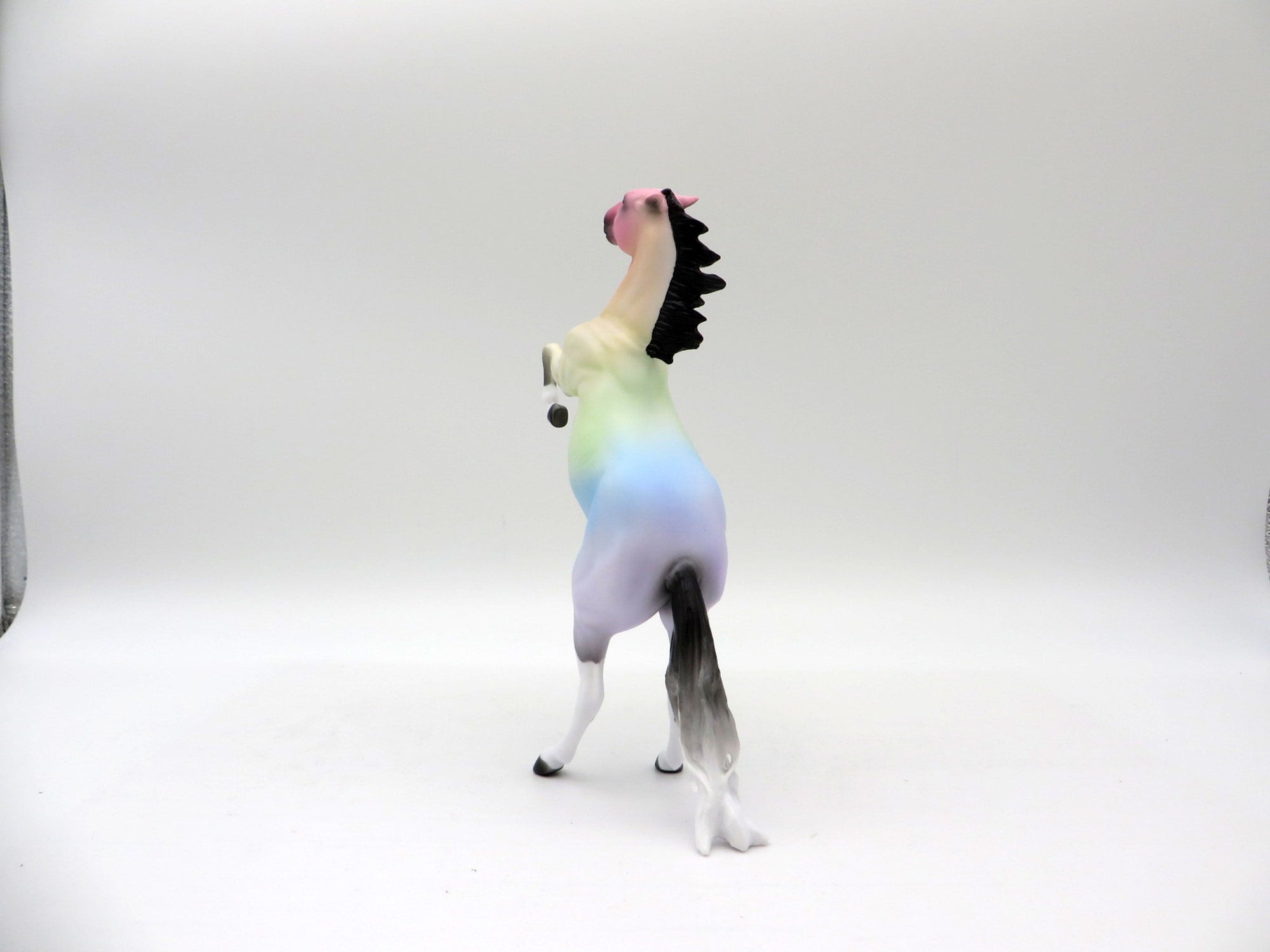 Sunset Rainbow-OOAK Deco Rearing Pebbles Painted Ellen Robbins   5/28/21