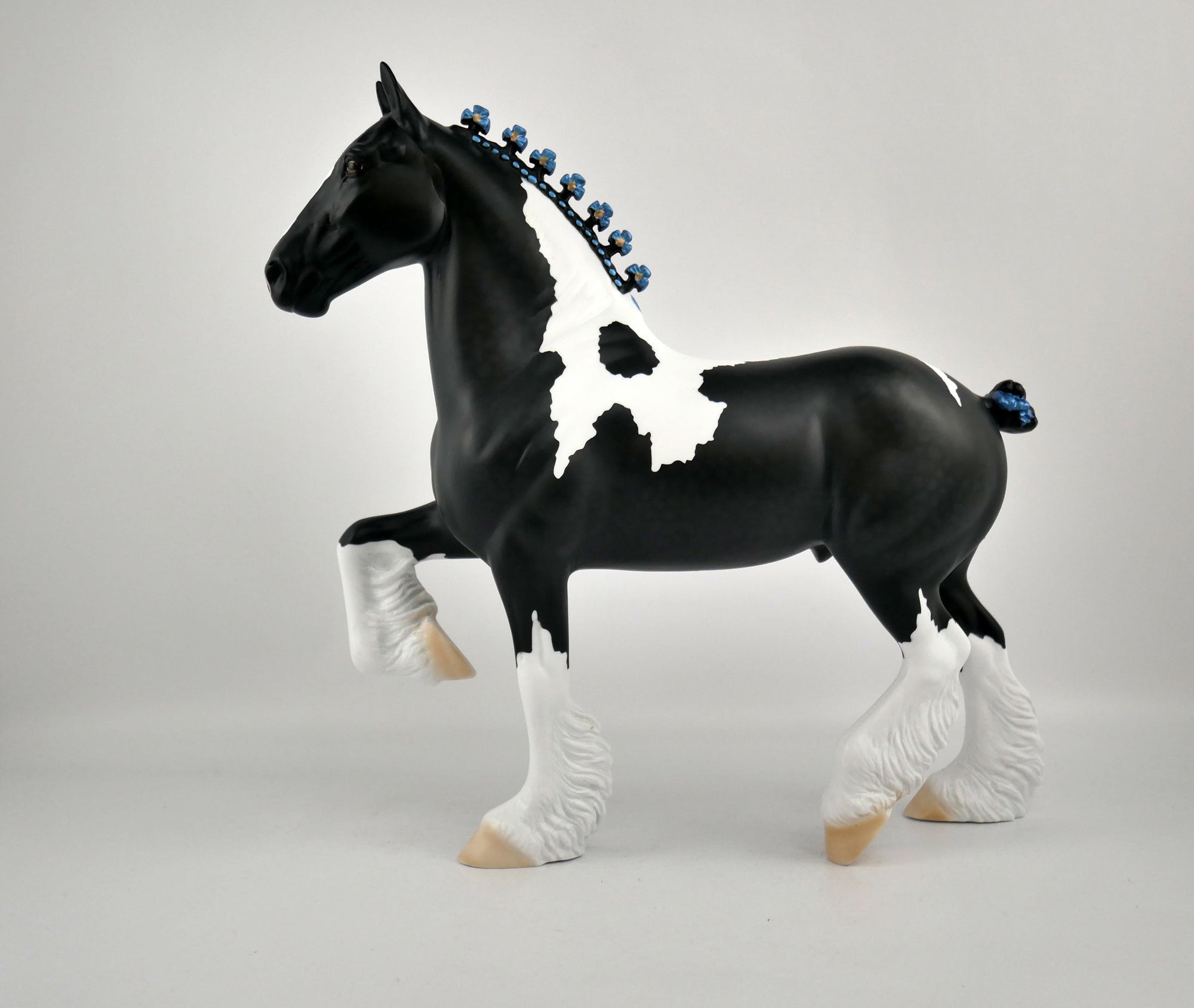 SYNERGY-OOAK BLACK TOBIANO TROTTING DRAFTER BY ELLEN ROBBINS 12/09/20
