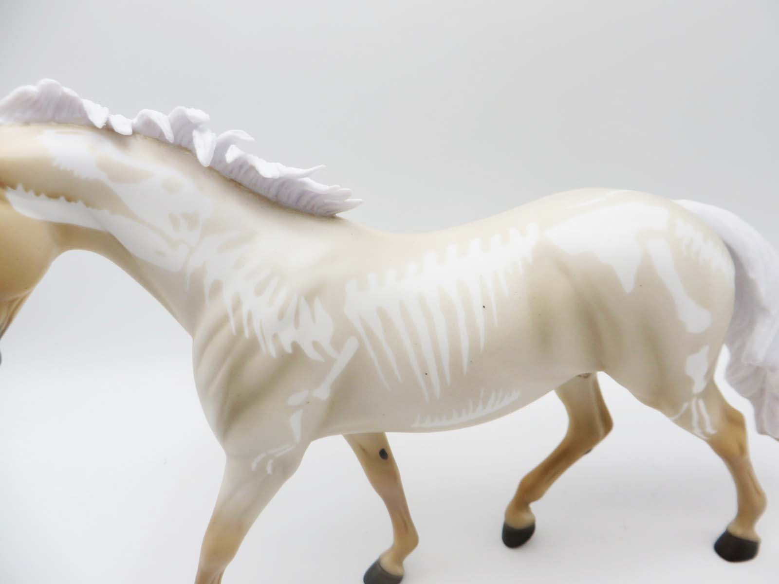 Tate (with Bones) LE 5  Palomino Roan with Young T Rex Bones By Ellen Robbins SHCF23