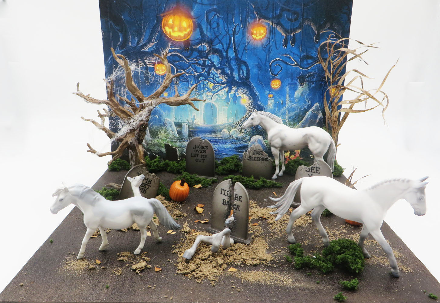 The Willy Bebach Community Graveyard - OOAK - BEST OFFER - Custom Graveyard Chip Collection Painted By Jess Hamill  - MM22