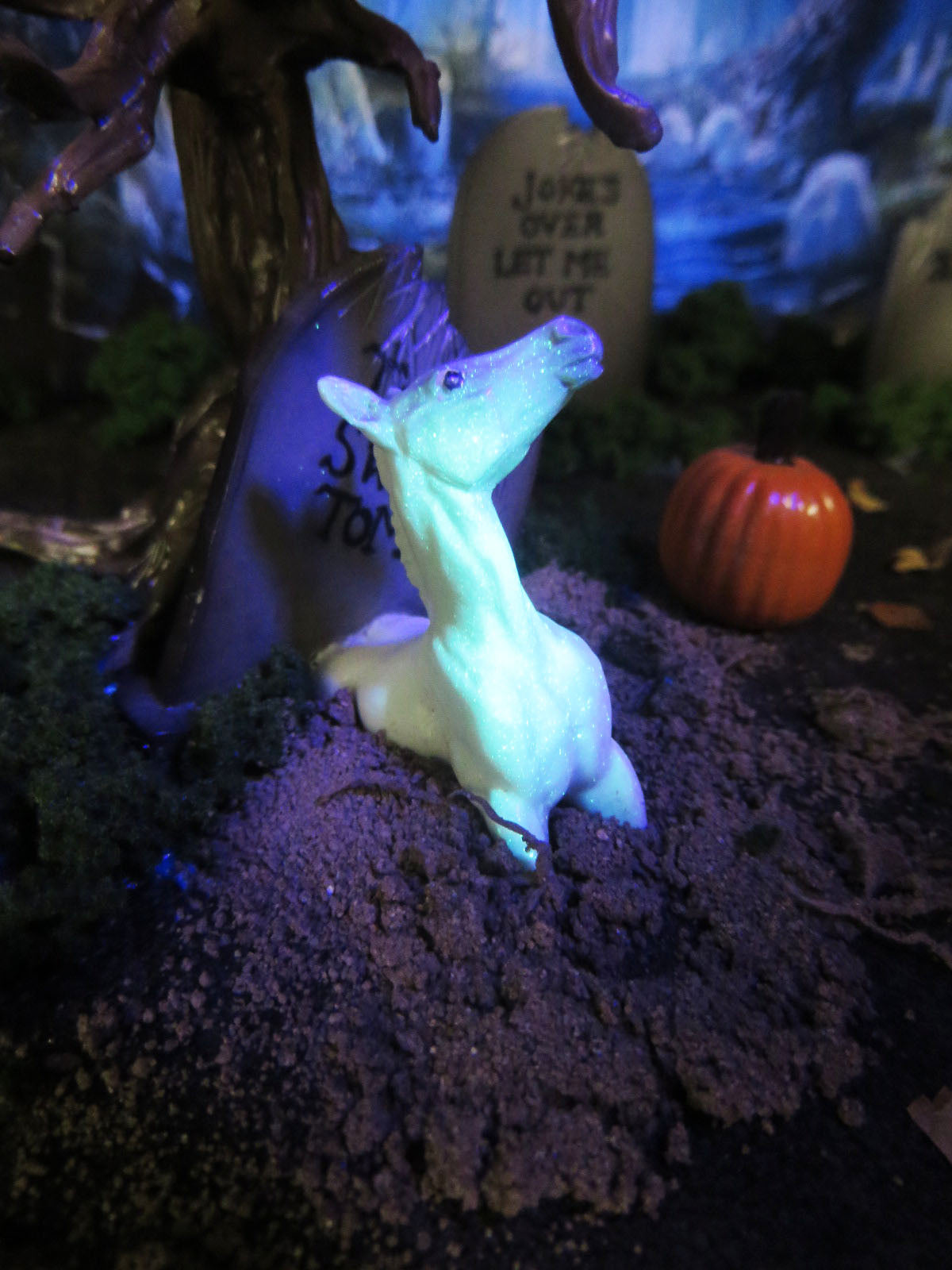 The Willy Bebach Community Graveyard - OOAK - BEST OFFER - Custom Graveyard Chip Collection Painted By Jess Hamill  - MM22