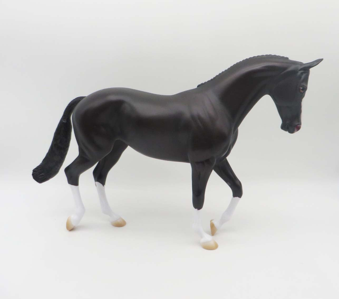 The Unraveling -  Sunburnt Black Thoroughbred By Ashley Palmer - SHCF23