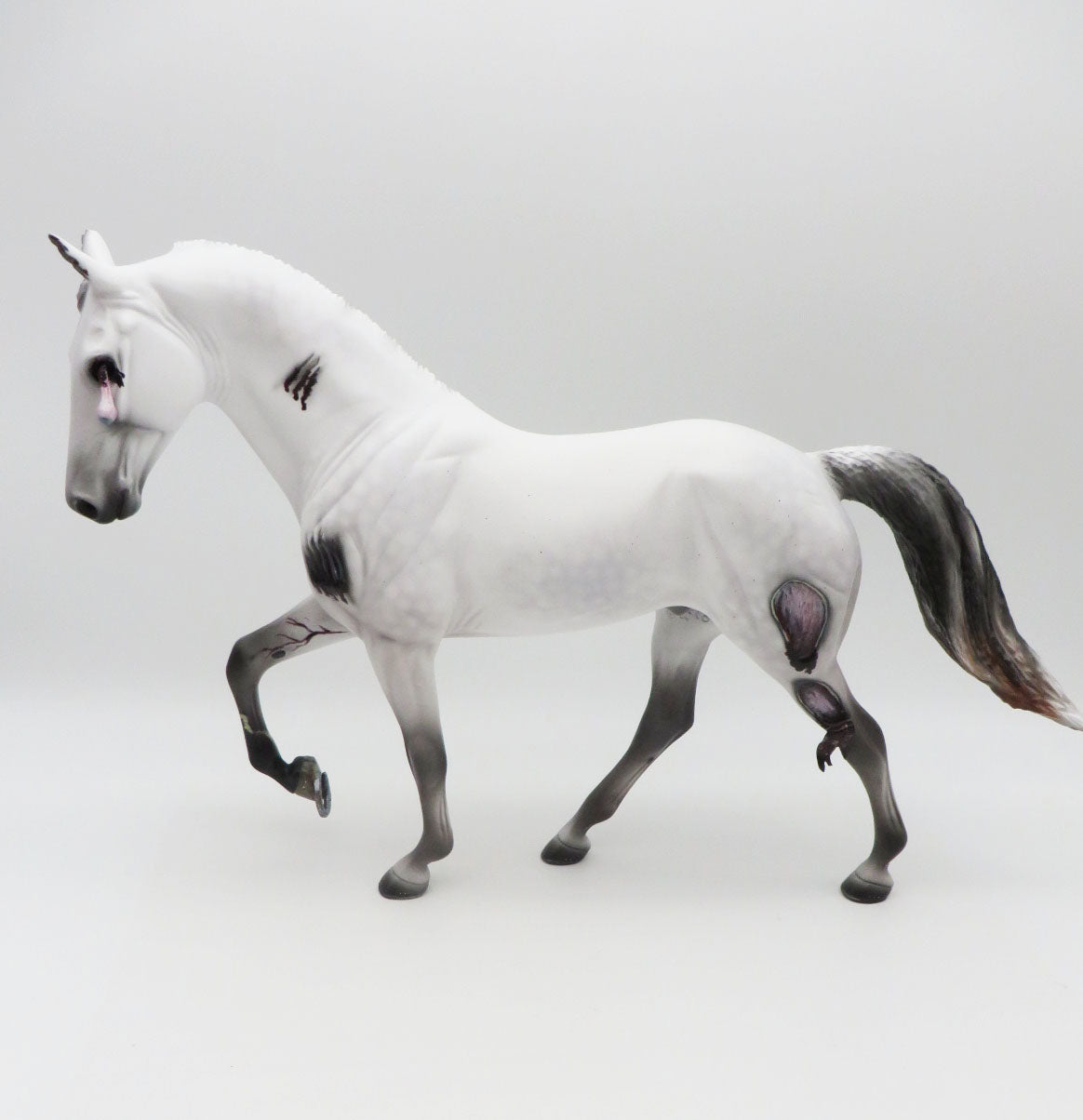 The Walking Dead - OOAK - BEST OFFER - Tennesse Walking Horse Zombie Decorator by Ellen Robbins - MM22