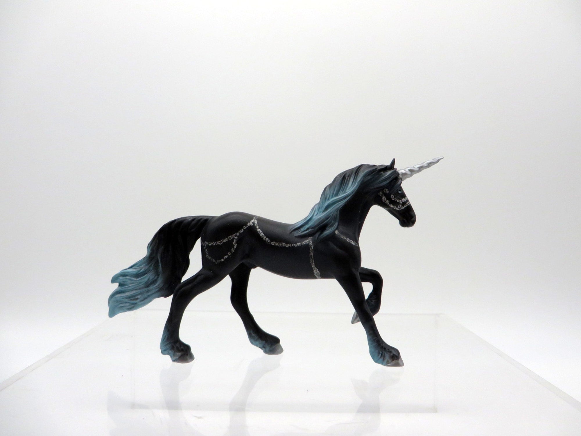 Twilight Kiss-OOAK Fresian Chip 4/9/21 Unicorn Day!
