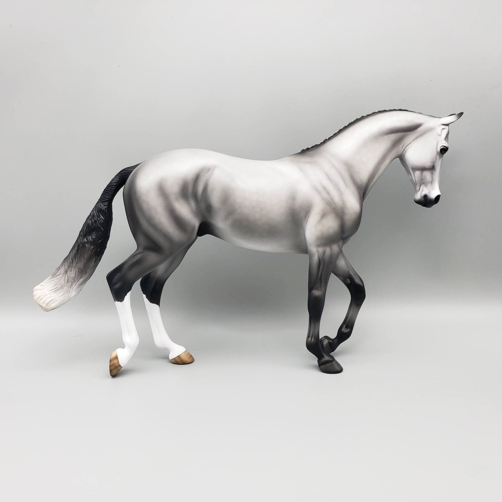 Vyke - OOAK - Dappled Grey Thoroughbred By Jess Hamill EQ23