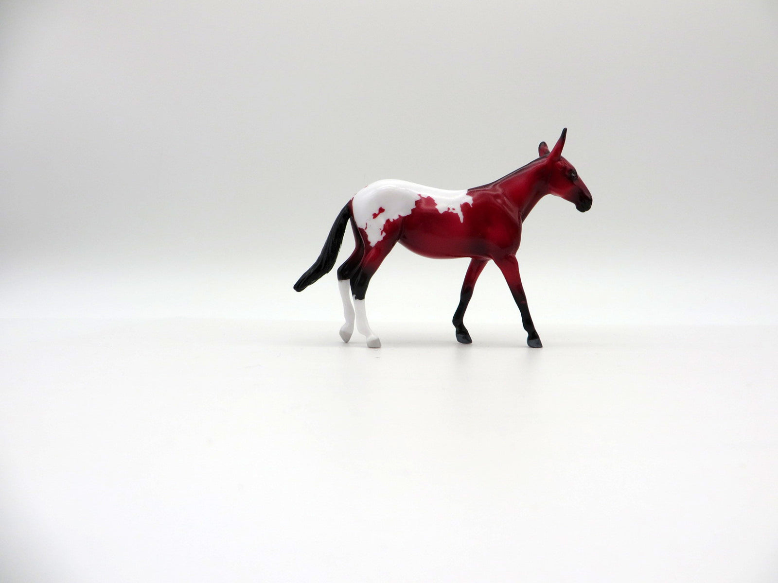 Wouji-OOAK Mule Chip Precious Stone Painted By Ellen Robbins EQ 2021