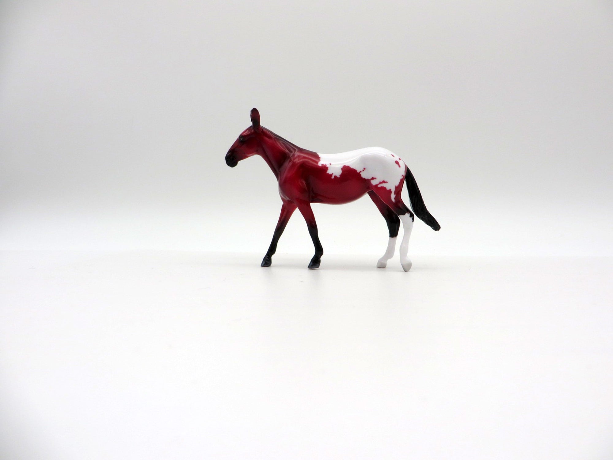 Wouji-OOAK Mule Chip Precious Stone Painted By Ellen Robbins EQ 2021