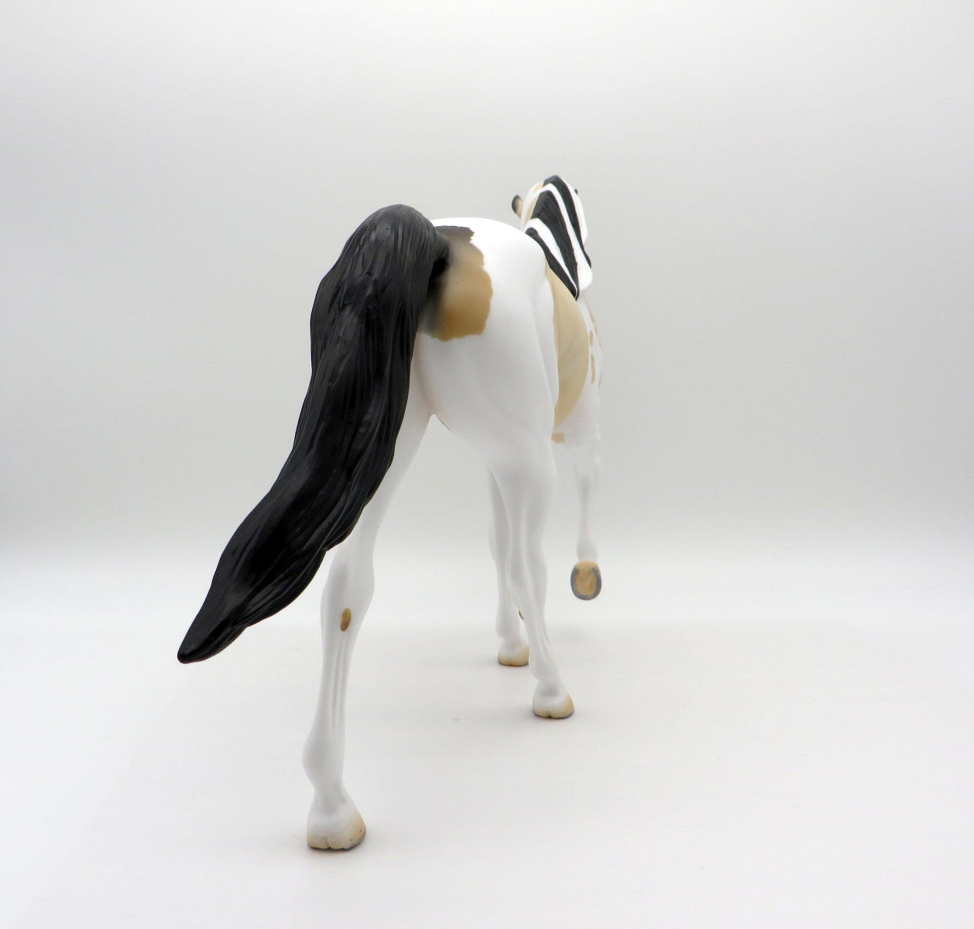 Zhongli-OOAK Buckskin Tobiano Tennessee Walker Painted By Julie Keim EQ 2021