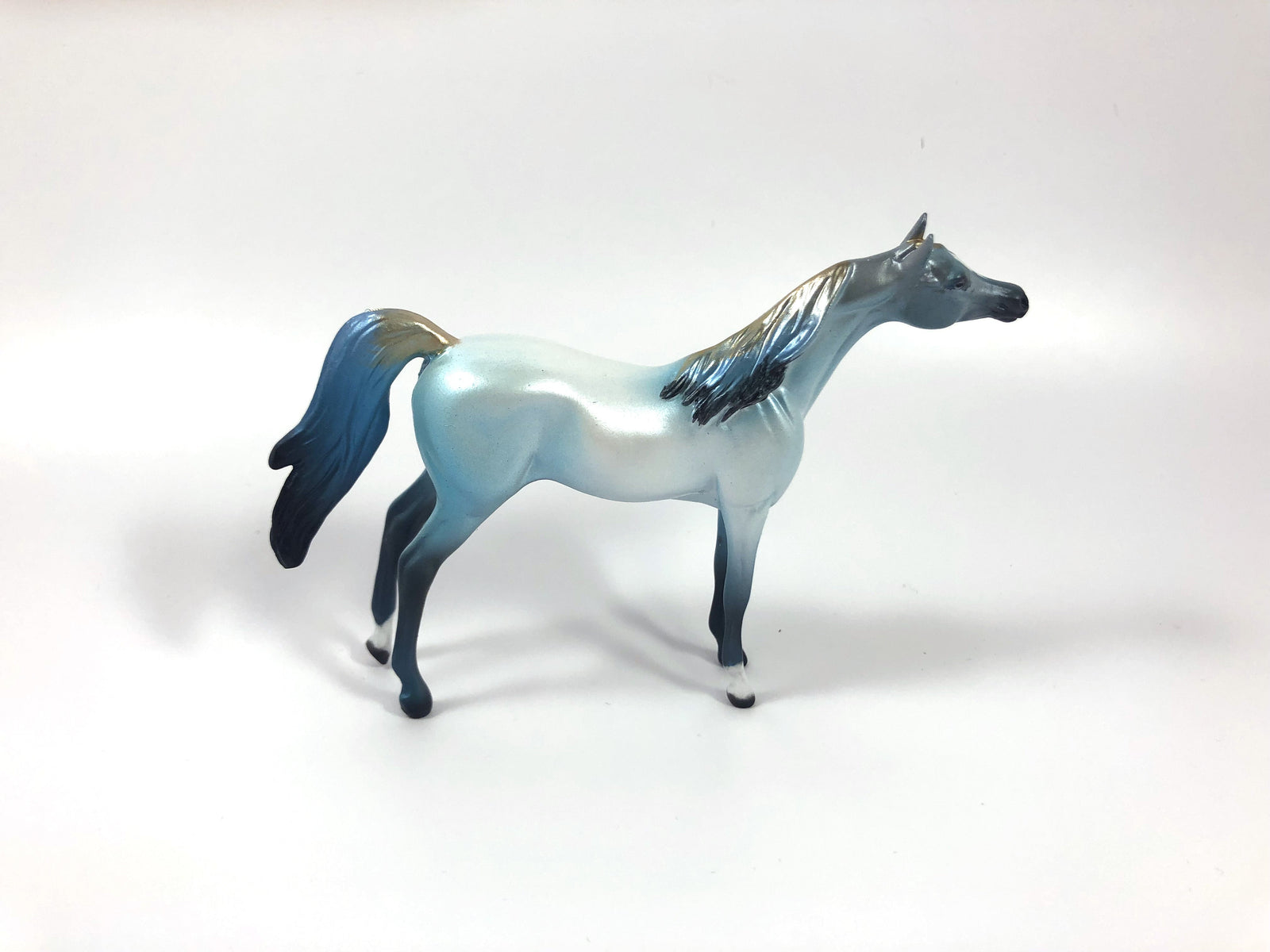 LISLE    --- OOAK ARAB CHIP BLUE DECORATOR BY AMANDA HOSTETLER SHCF 19