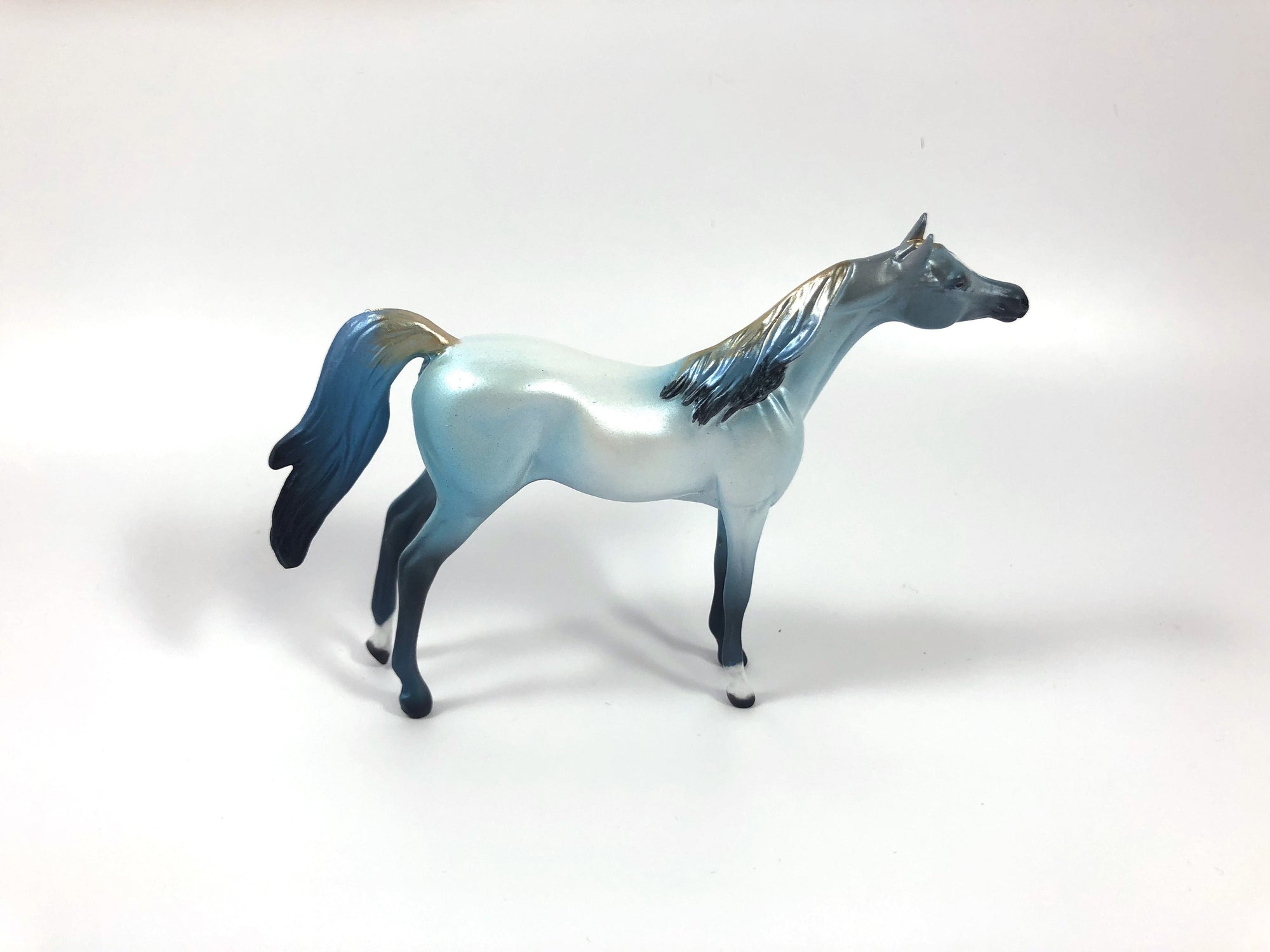 LISLE    --- OOAK ARAB CHIP BLUE DECORATOR BY AMANDA HOSTETLER SHCF 19