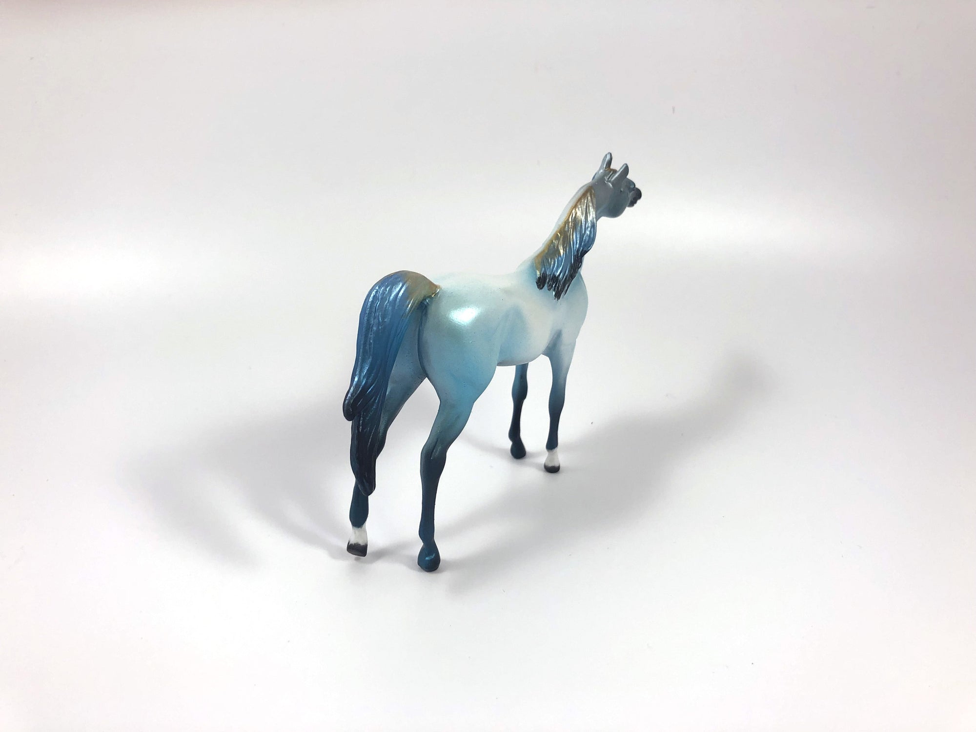 LISLE    --- OOAK ARAB CHIP BLUE DECORATOR BY AMANDA HOSTETLER SHCF 19