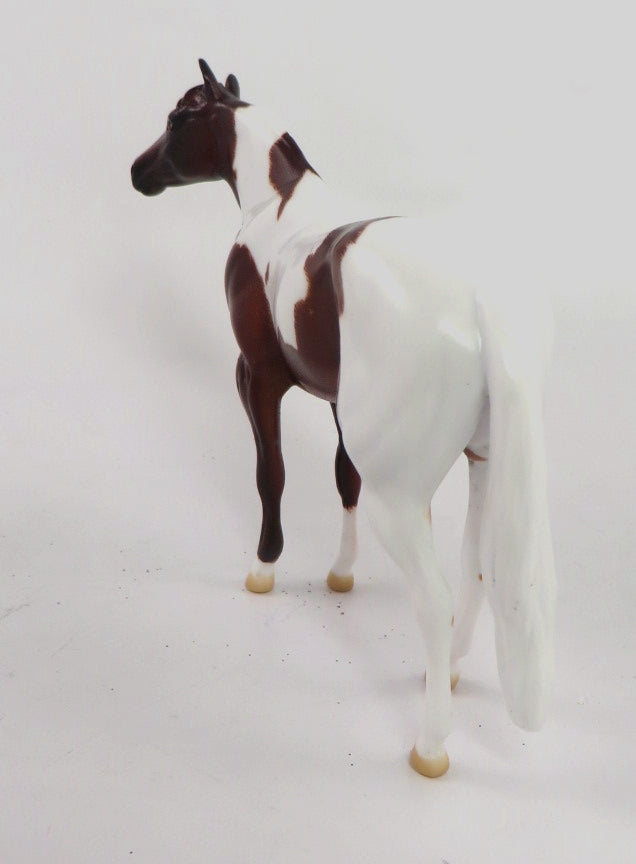 AIN&#39;T MISBEHAVIN-OOAK BAY PINTO STOCK HORSE CHIP 1/8/20