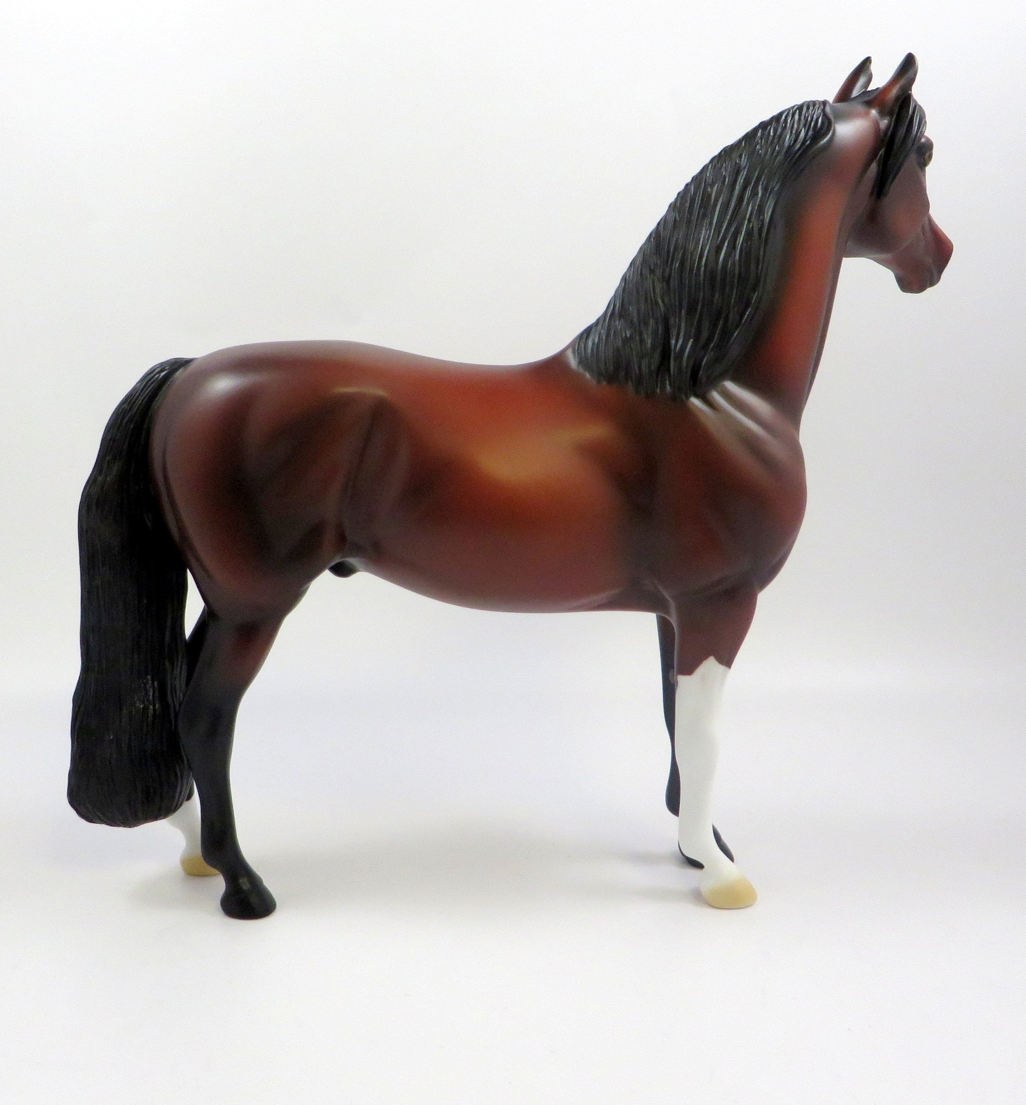 ALILI-OOAK BAY MORGAN MODEL HORSE EQ 19