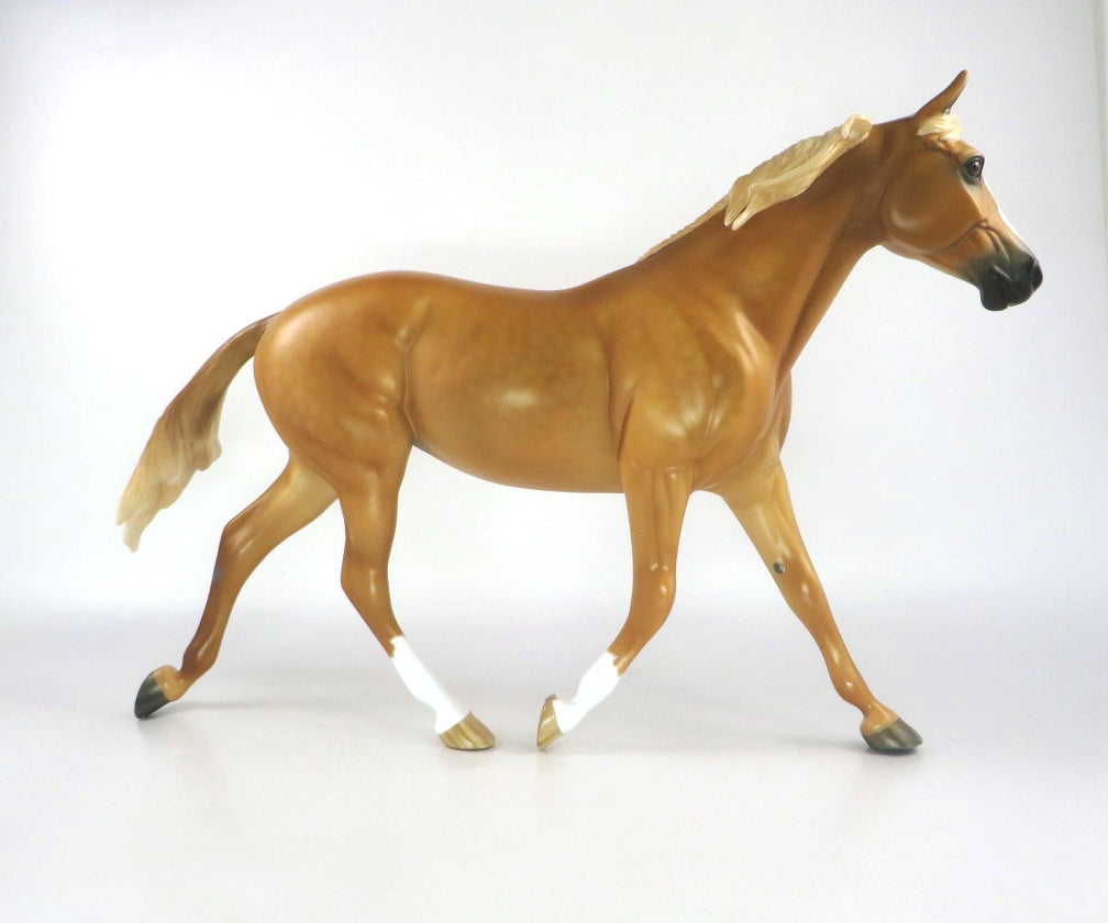 ALTER-OOAK PALE CHESTNUT PALOUSE MODEL HORSE BY SHERYL LEISURE 2/20/20