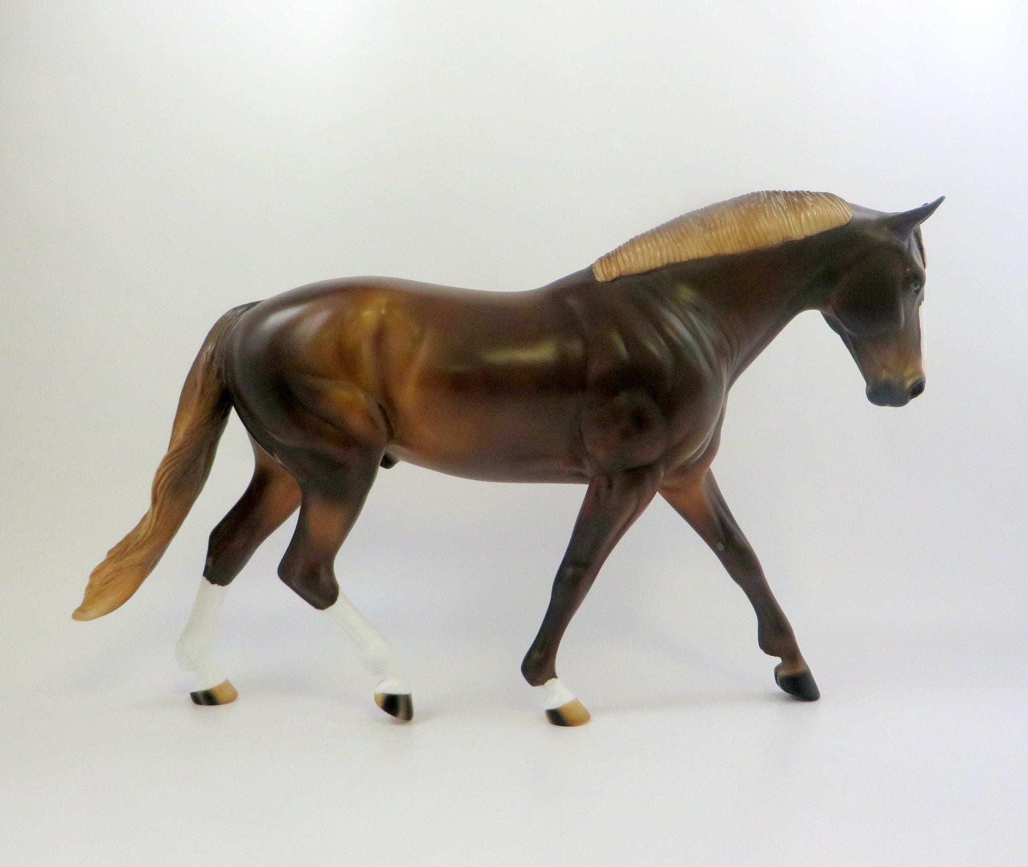 AMABEL-OOAK CHESTNUT IRISH DRAFT MODEL HORSE EQ 19