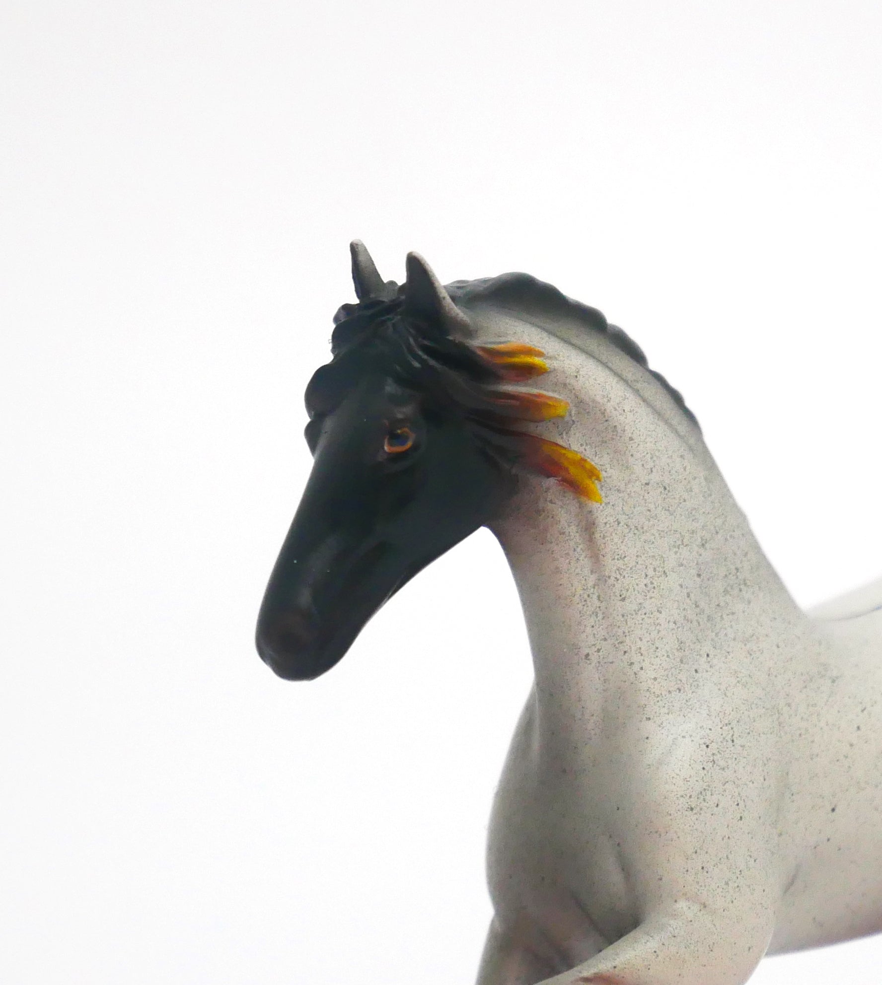 AMARILLO ROSE-FRESIAN CHIP MODEL HORSE 6/30/20