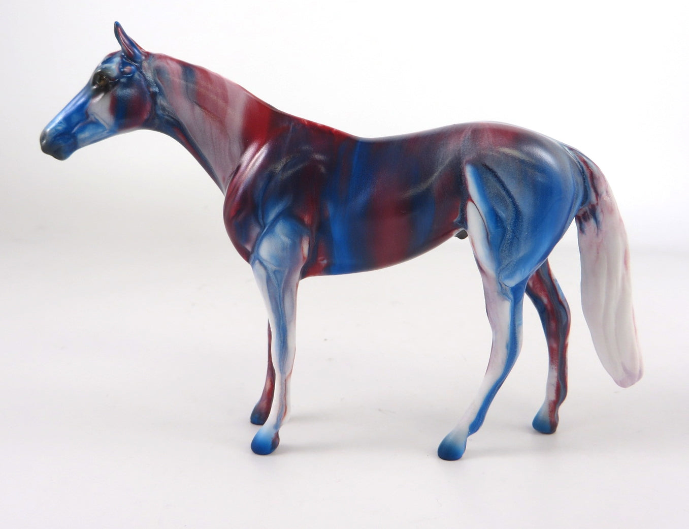 AMERICA-- OOAK RED,WHITE & BLUE  DECORATOR THOROUGHBRED CHIP BY KAYLA WESSE WHS19