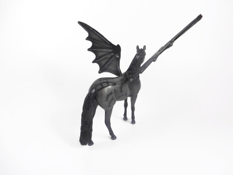 SPYDA  -OOAK GREY HALLOWEEN  ANDALUSIAN BAT CHIP BY KAYLA WESSE MM 19