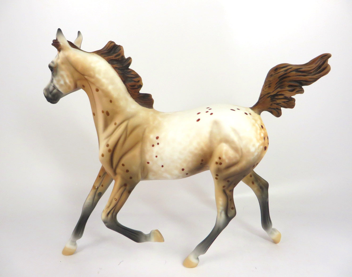 ANGEL&#39;S WINGS -OOAK CHESTNUT SPOTTED YEARLING MODEL HORSE BY AL KATT WHS 19