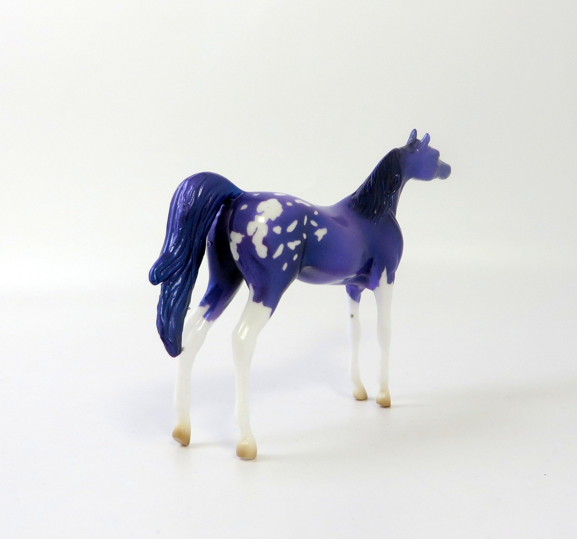 ARABIAN AMETHYST CHIP APPALOOSA MODEL HORSE EQ19