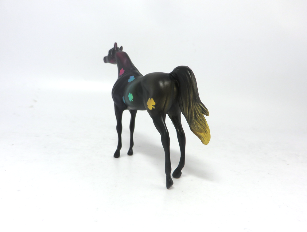 SHINY PENNY  -- OOAK ARABIAN  CHIP ST. PATRICKS DAY DECORATOR BY MISSY FOX 2-25-19